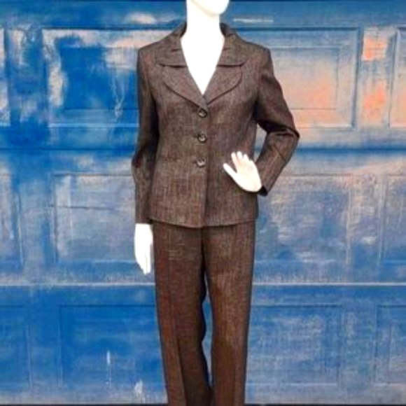 Le Suit (Kasper) Petite Ladies Luxury (2PC) Pant Suit (8P) - Picture 5 of 17